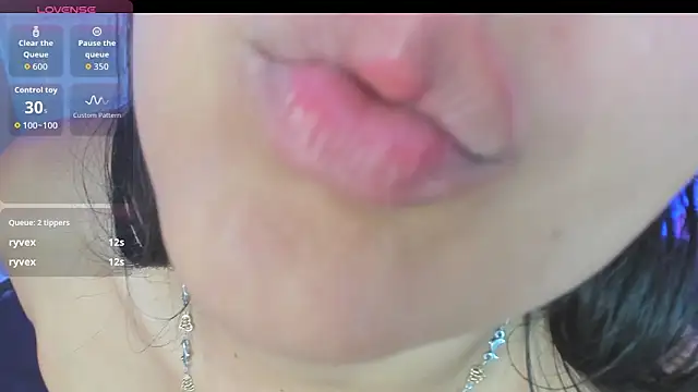 charlottekiss99 webcam