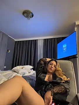 YaaraCollins webcam