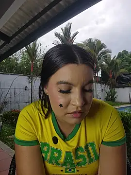 Pretty_Julieta webcam