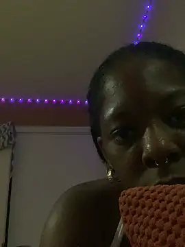 Exoticbliss_ live cam on StripChat