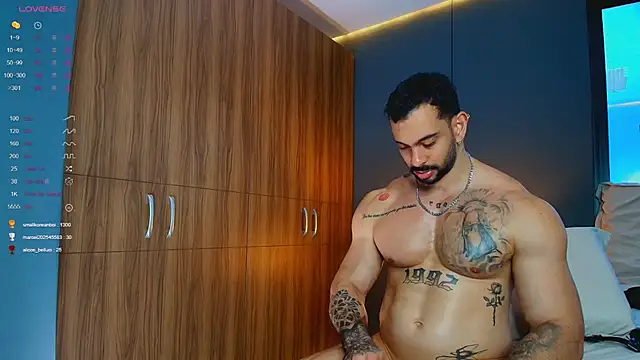 massimo_visconti (M young) - 🔥show your body + hot flex🔥