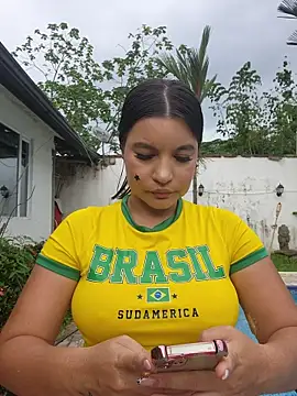 Pretty_Julieta webcam