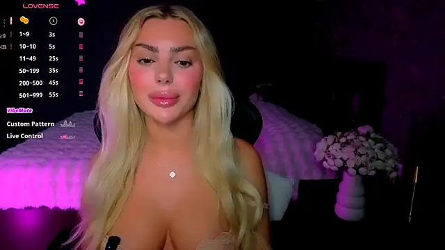 Ayla__Demir webcam