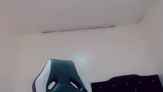 Oriana_braom webcam