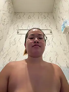 Ponthip webcam