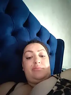 AMYRA_HOT webcam