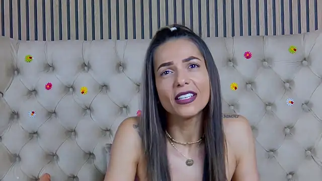 PlayfulShow webcam