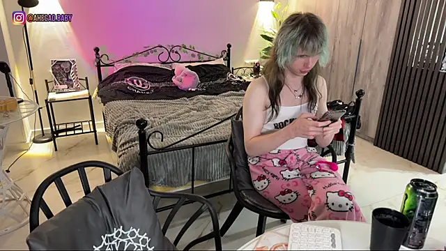 h3ntai_baby webcam