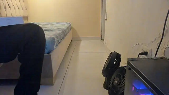 Valen_kitty20 webcam