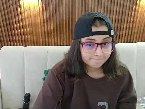 feelena_mysoull webcam