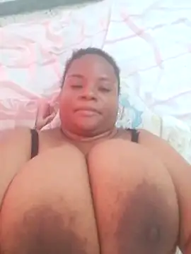 bigtitssxx webcam