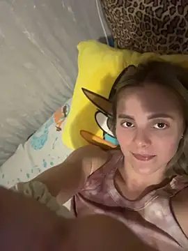 AlisaKissss webcam