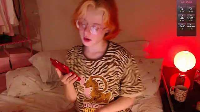 KatieMelone webcam