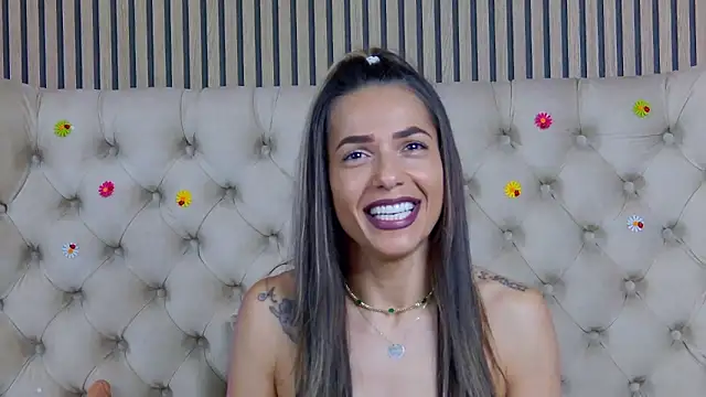 PlayfulShow webcam