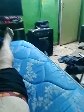 Elchabondestrip webcam