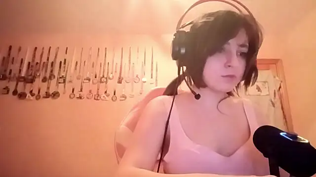 bunnyhoneylovehands webcam