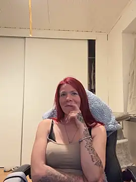 LisaLuxx webcam