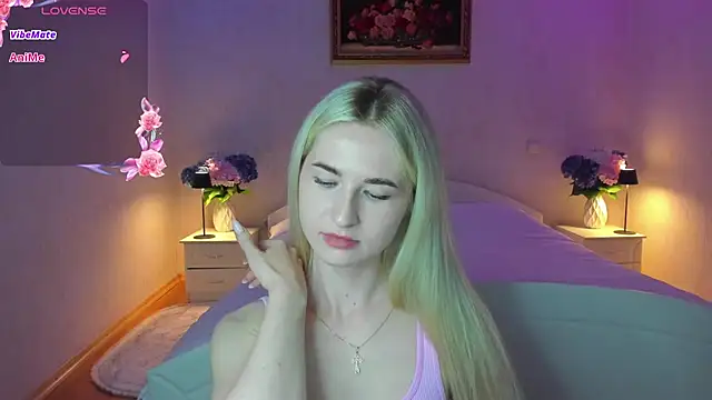 Julie_Blaze webcam