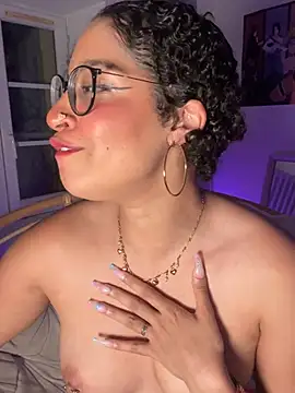 Lauyako_974 webcam