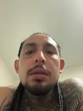 Longmoney444 webcam