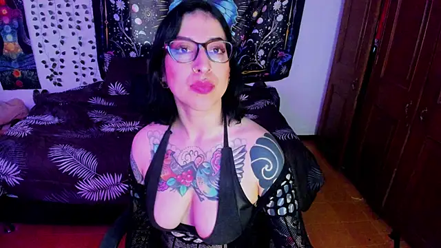 alice_666f webcam