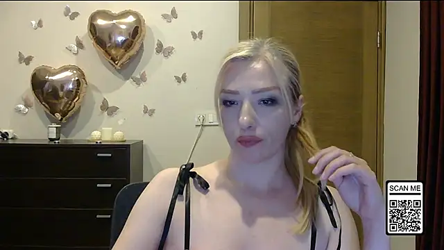 Wild_Silk_Desire webcam