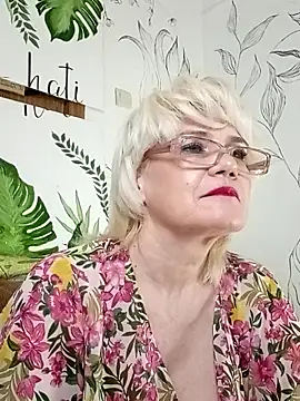 Catty_Lady webcam