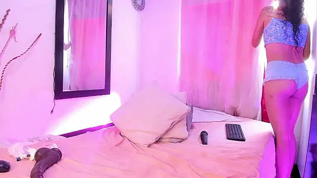 Amber-Sweett webcam