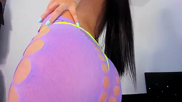 77neferkitty77 (F young) - Get me naked + Oiled boobs