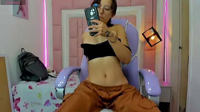Klaret_Toy webcam