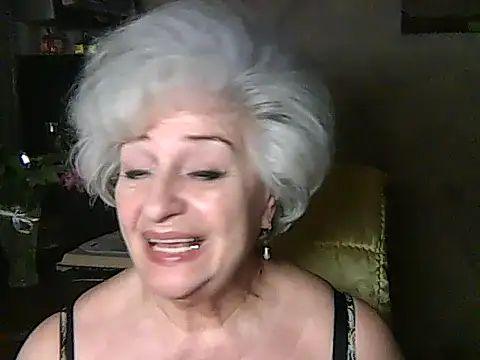 ValeriaKroww webcam