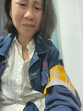 lilysister66 webcam
