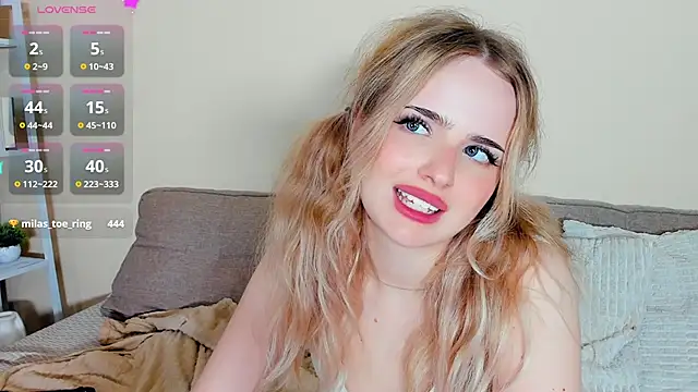 PorcelainBun webcam
