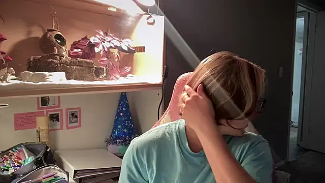 MUSCLEMOMMY1365 webcam
