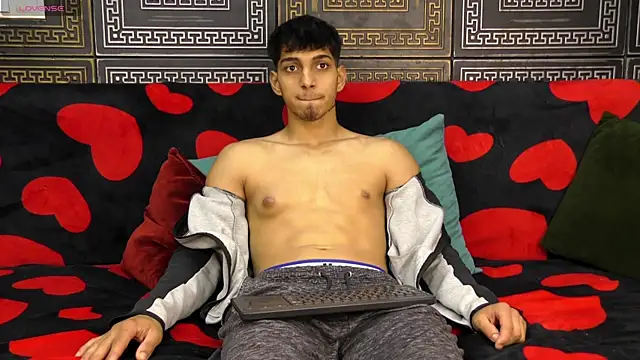 danterafaelo (M twink) - dance naked 1 hour
