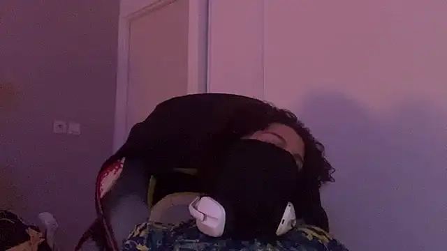 b1nnxxxx (M twink) - sperme