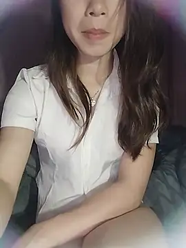 Miru_SEXYY live cam on StripChat