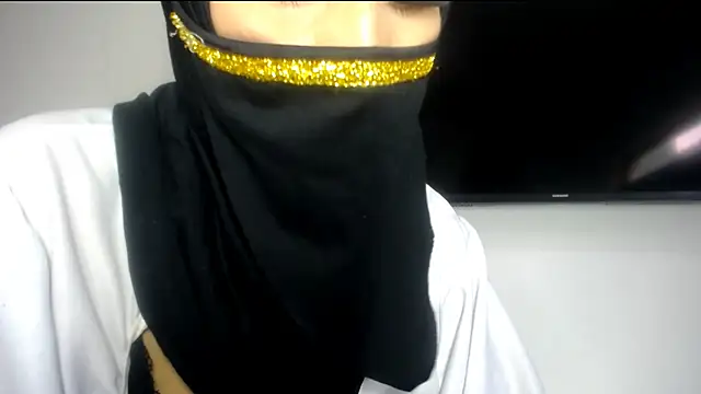 fox_loves (F young) - Cum hard good girl