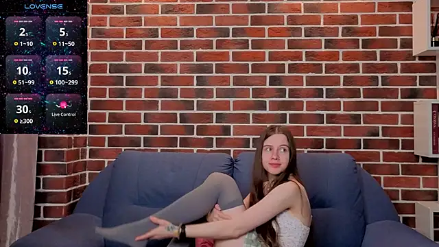 MyrtaMcclaney webcam