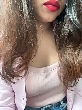 Yours_riya11 live cam on StripChat
