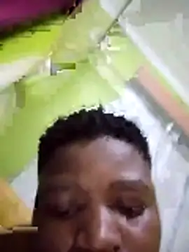 kinyi live cam on StripChat