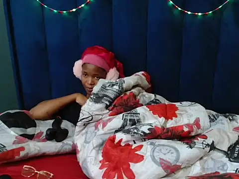 HotCreamyTea webcam