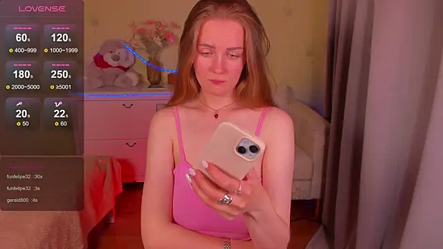 SweetMilkis live cam on StripChat