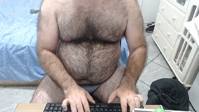 mysterbearmg (Ask my age) - CUM IN GOAL - Add Inst - Mysterbearmg