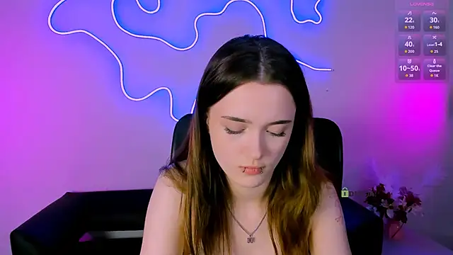 liana_kisses webcam