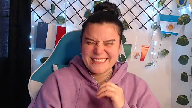 Nika_1_ webcam