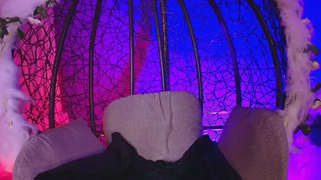 GoddessJulieta_ webcam