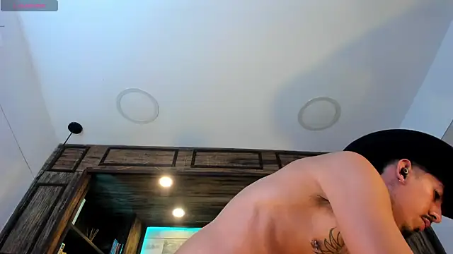 Donovan_Desmond webcam