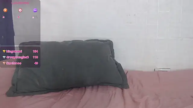 skinny_Yizz webcam