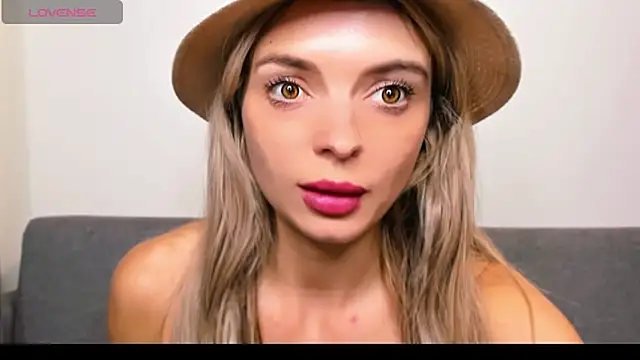 _ellen_meow_ webcam